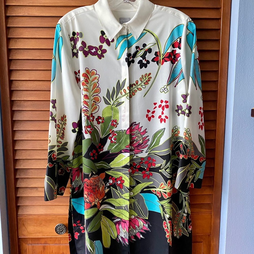 Chico’s floral tunic - size 1 - NWT